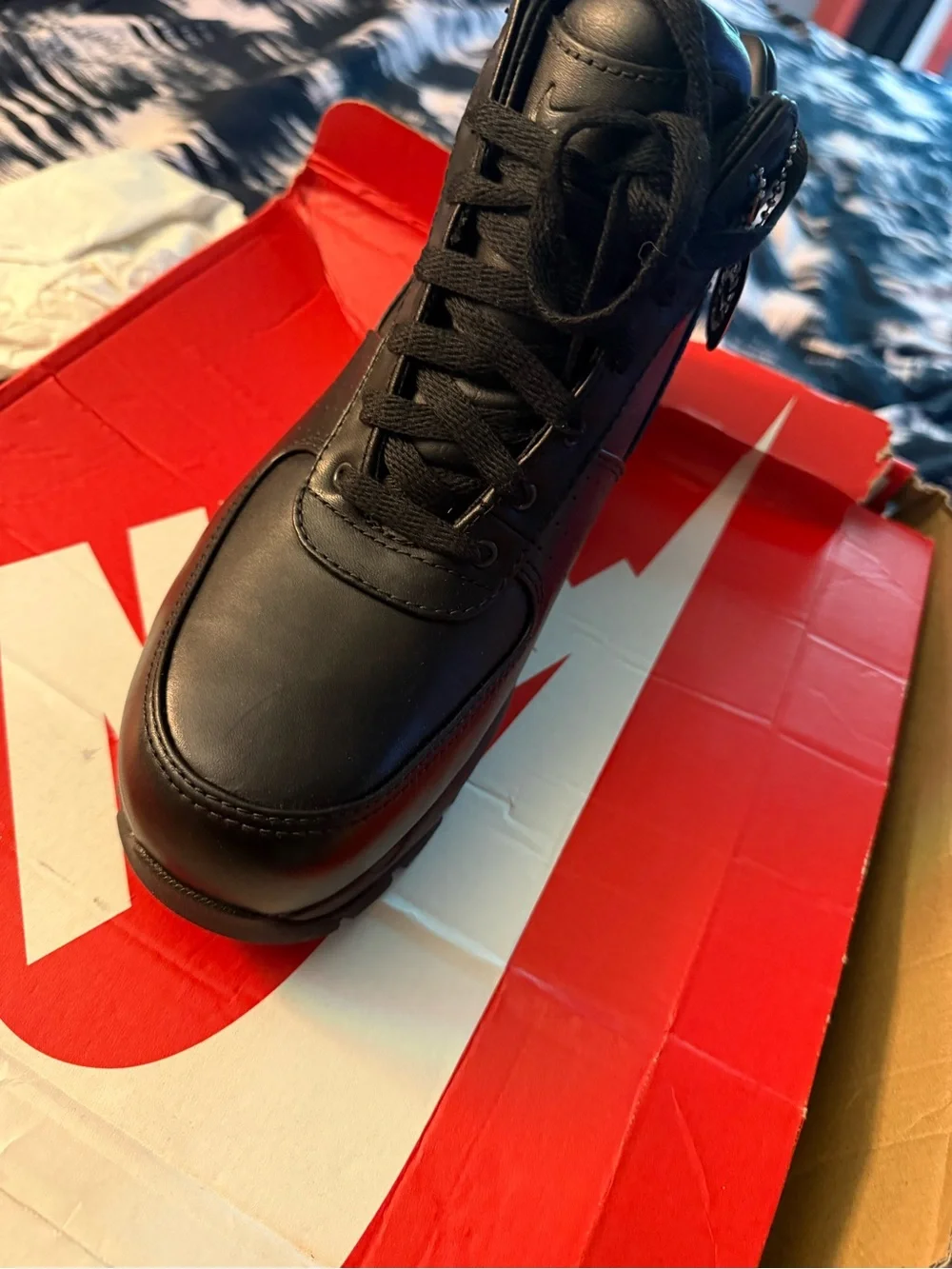 Nike ACG Men's Black High-Top Leather Boots